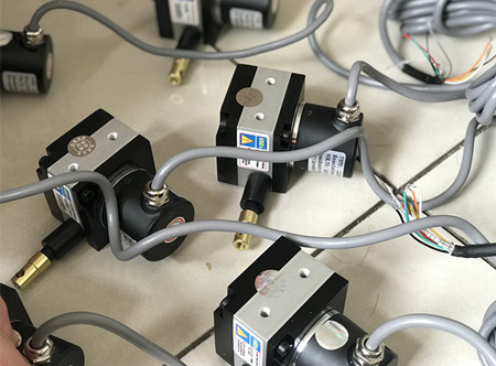 �x��ֱ��λ�Ƃ�����ע�����(xi��ng)��